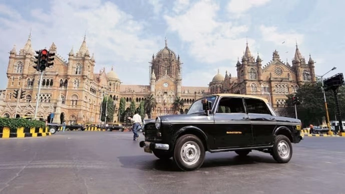 Maharashtra's Marathi Mandate: Learn the Language or Lose Your License!