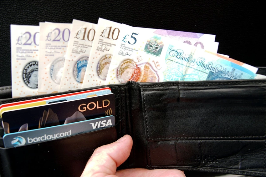Alarm Bells Ring as UK Firms in 'Critical Distress' Surge by 9%