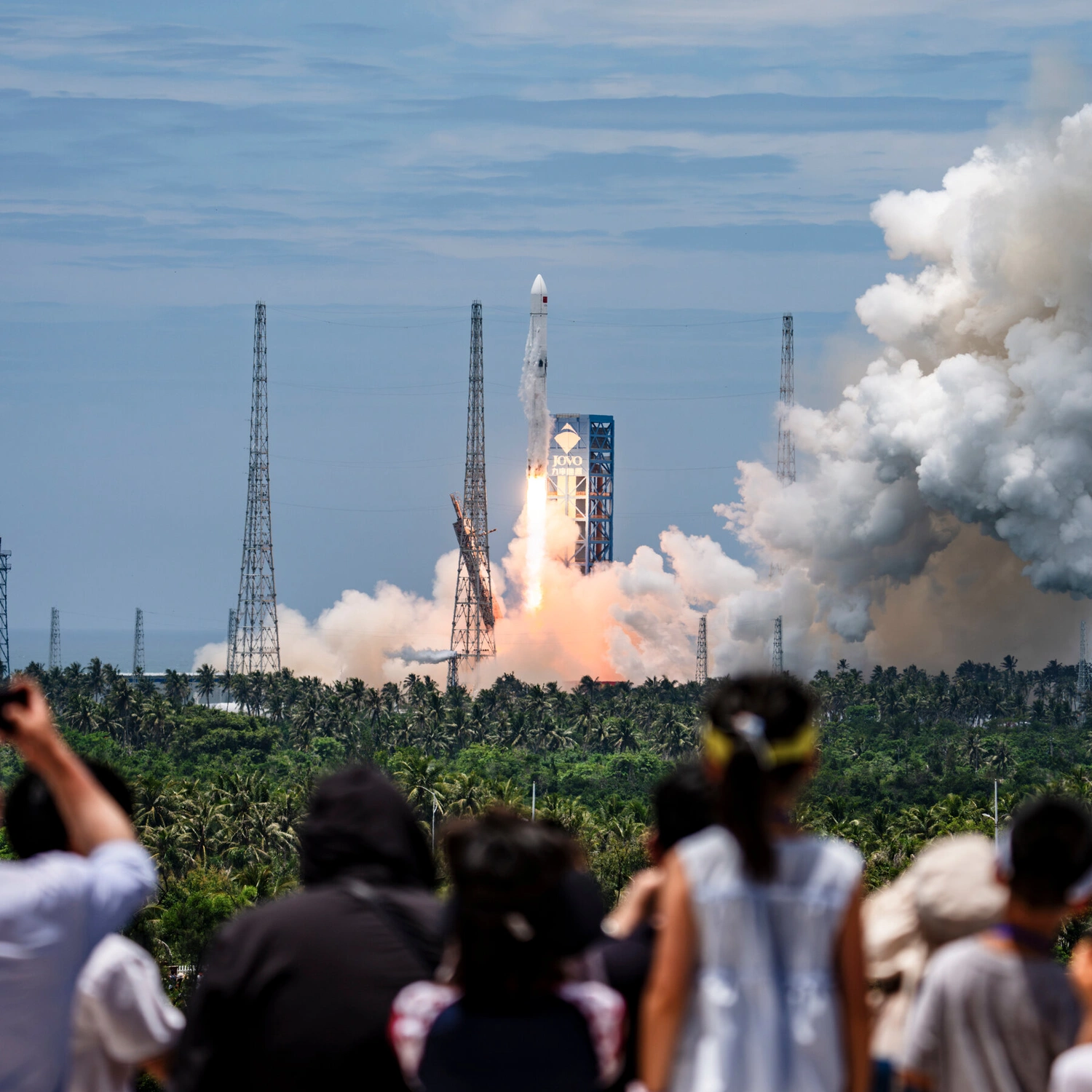 China's Reusable Rocket Takes Flight, Rivals SpaceX in New Space Race! 🚀