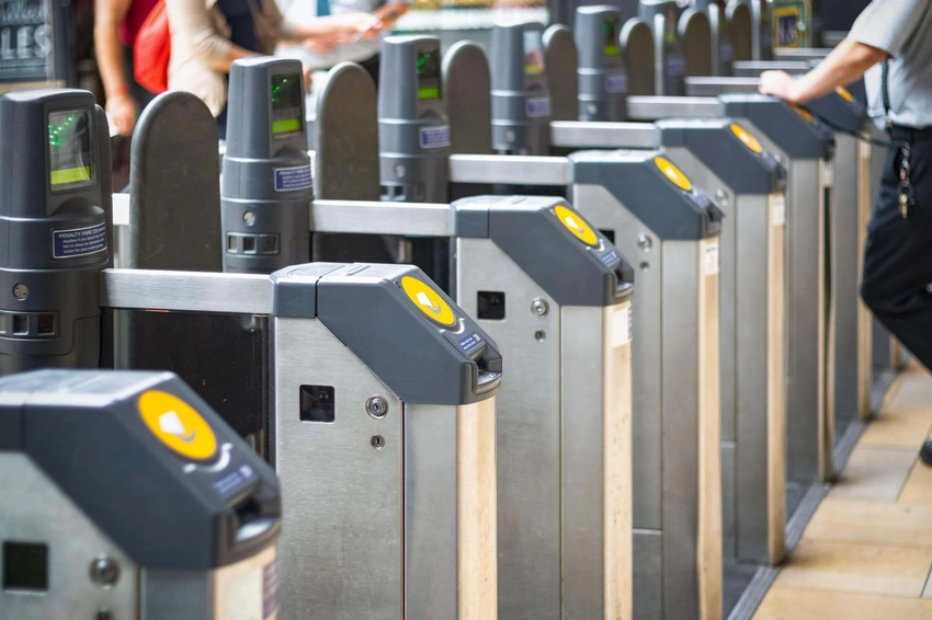London Rails Get Taller Gates: £33.4M Boost to Fight Fare Evasion!