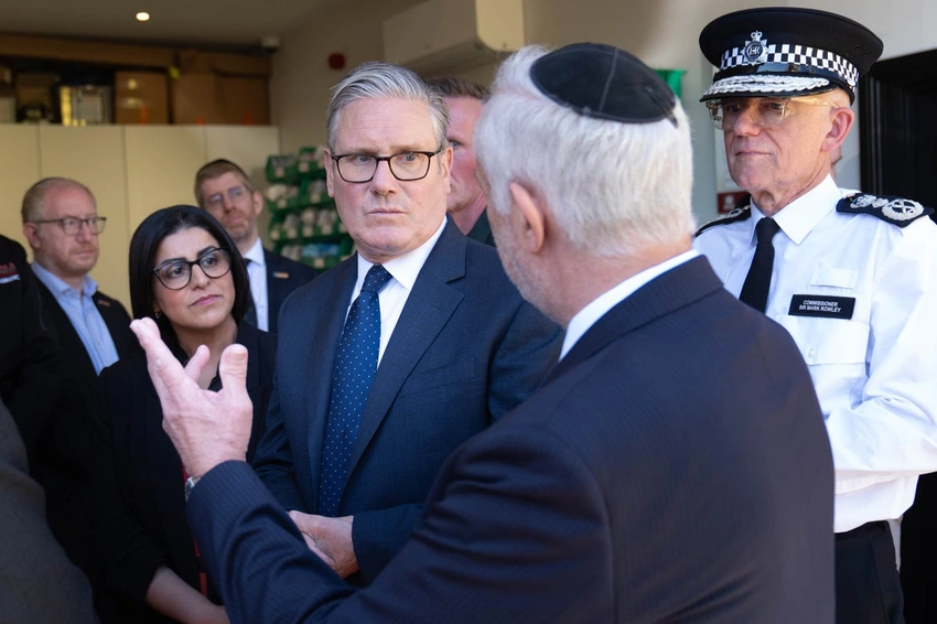 UK PM weighs ban on some protests as antisemitism fears rise