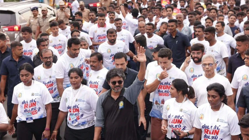 CM Vijay Leads Massive Anti-Drug Run at Chennai's Marina Beach!