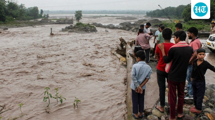 Uttarakhand On Edge: Orange Alert & 12 Dead Amidst Heavy Rains ☔️