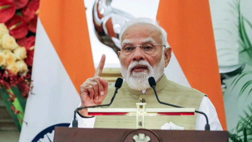 Modi Reaches Out to Gulf Leaders Over Indians' Safety Amid Iran-Israel War