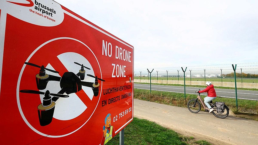 UK to Aid Belgium with RAF Experts as Drone Incursions Hit Airports