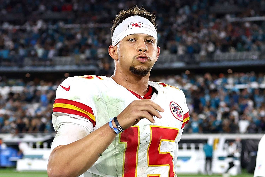 Patrick Mahomes ACL Tear: Chiefs Coach Says He Feels He Let Fans Down