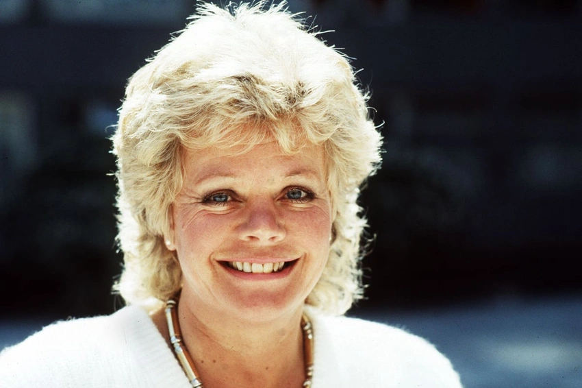 Iconic TV Presenter Judith Chalmers Dies at 90: A Tribute to a Travel Legend
