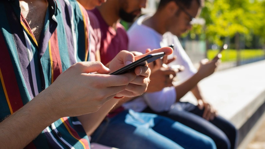 Gen Z & AI: Your Smartphone is Smarter Than You Think!