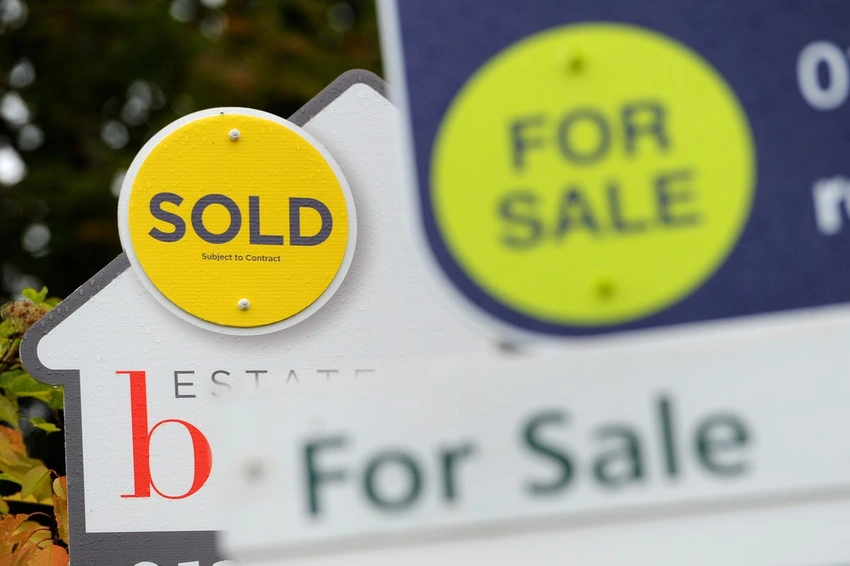 UK housing demand slips as buyers pause, prices still seen rising