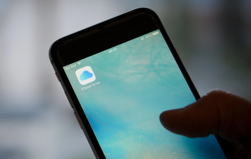 Apple Battles UK Gov Over iCloud Backdoor Demand: Privacy Under Fire!