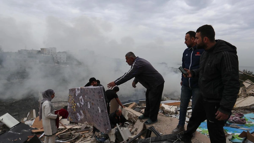 Israel strikes in Lebanon kill senior Hezbollah leader; toll rises