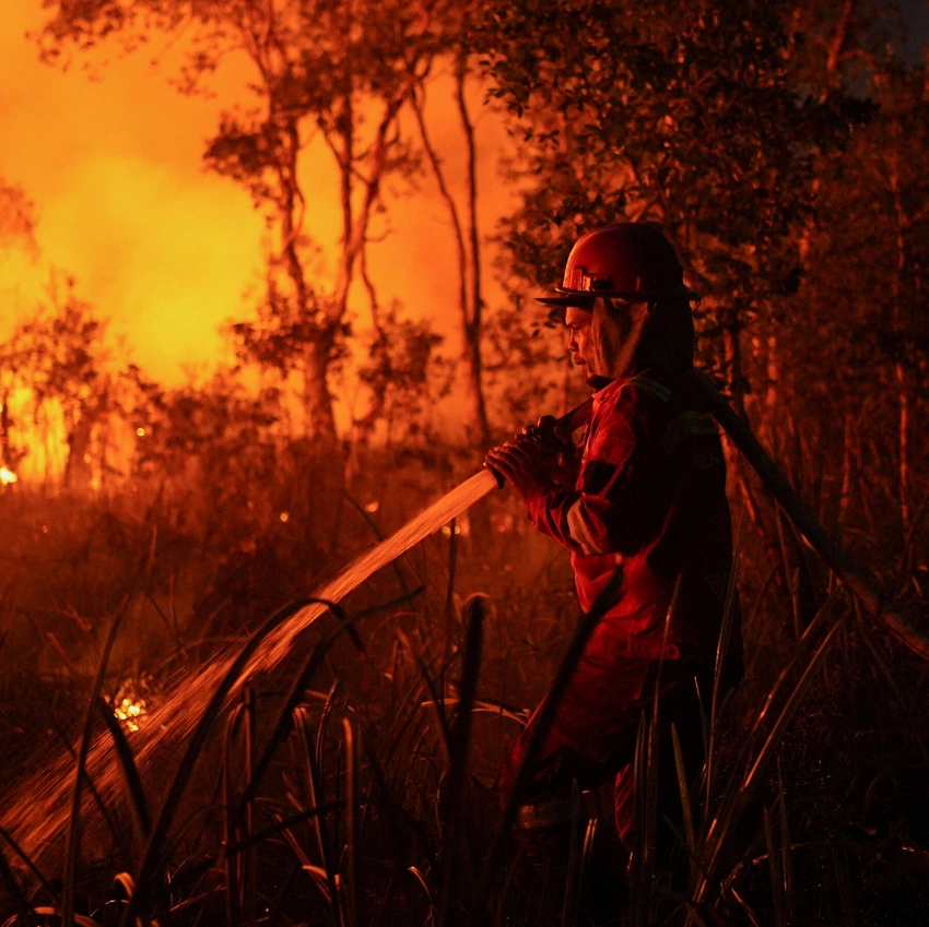 72 Arrested as Raging Indonesian Forest Fires Linked to El Niño!
