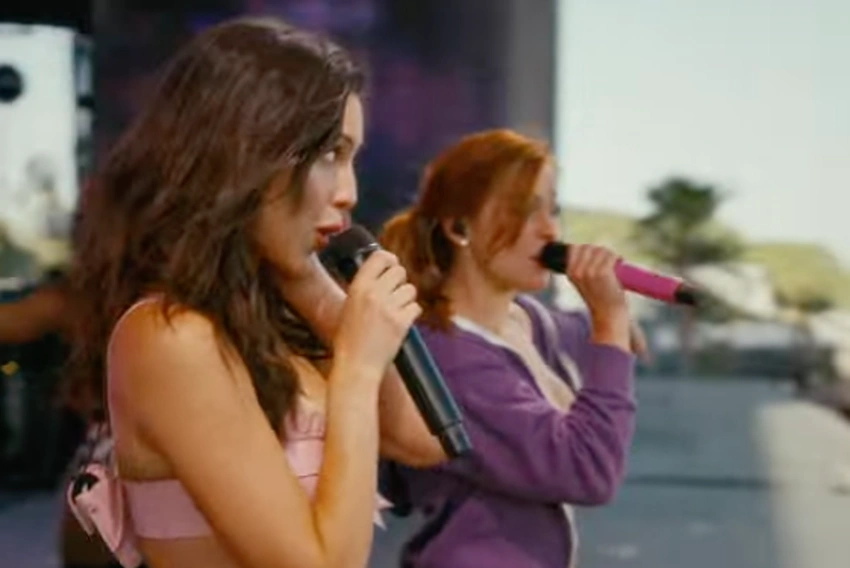 Bieber brings out Billie Eilish for surprise Coachella moment
