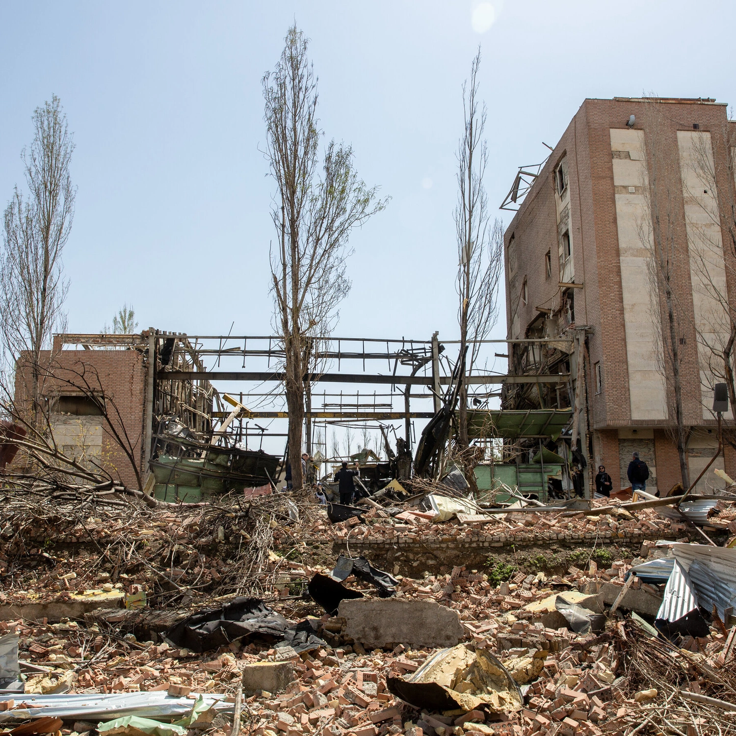 IMF Downgrades Global Growth as War Disrupts Markets, $50B Aid In Sight