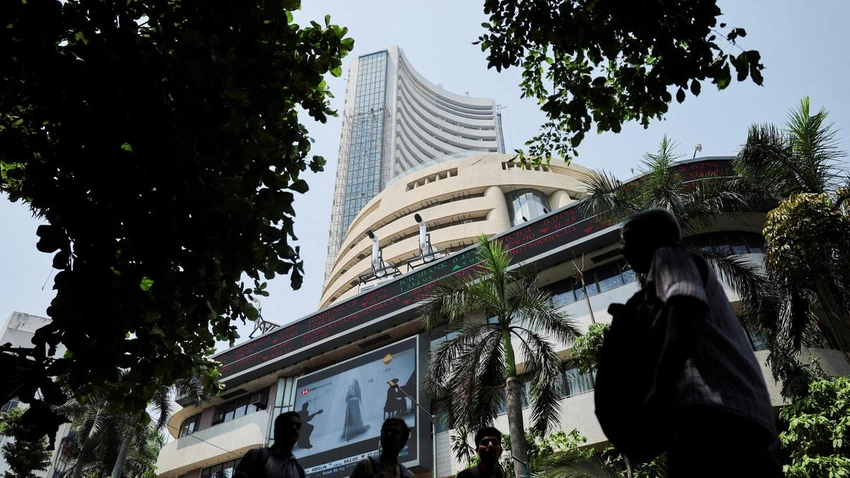Sensex Rollercoaster: 5-Day Rally Ends as Market Dips 600+ Points!