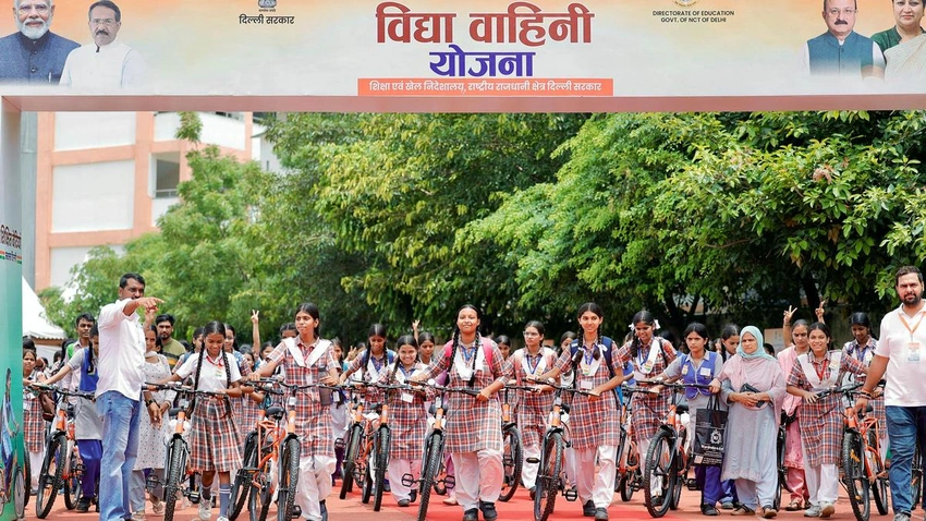 ₹90-Crore Bicycle Scam? AAP vs. BJP Over Delhi's Vidya Vahini Yojana!