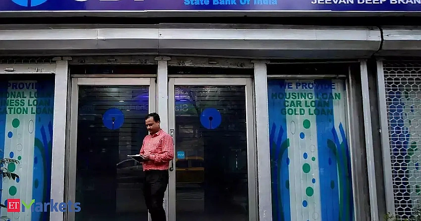 SBI to divest 6.3% stake in SBIFML via IPO, targeting 2026 listing