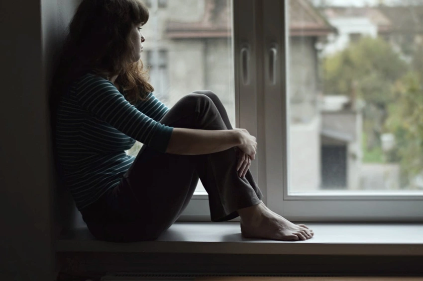 Gen Z Loneliness Crisis: Report Reveals Declining Friendships & Future Fears