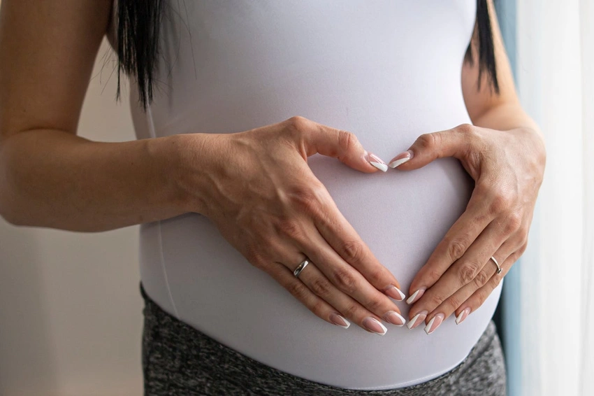 Early miscarriage care could cut UK losses by 10,000 a year, study finds