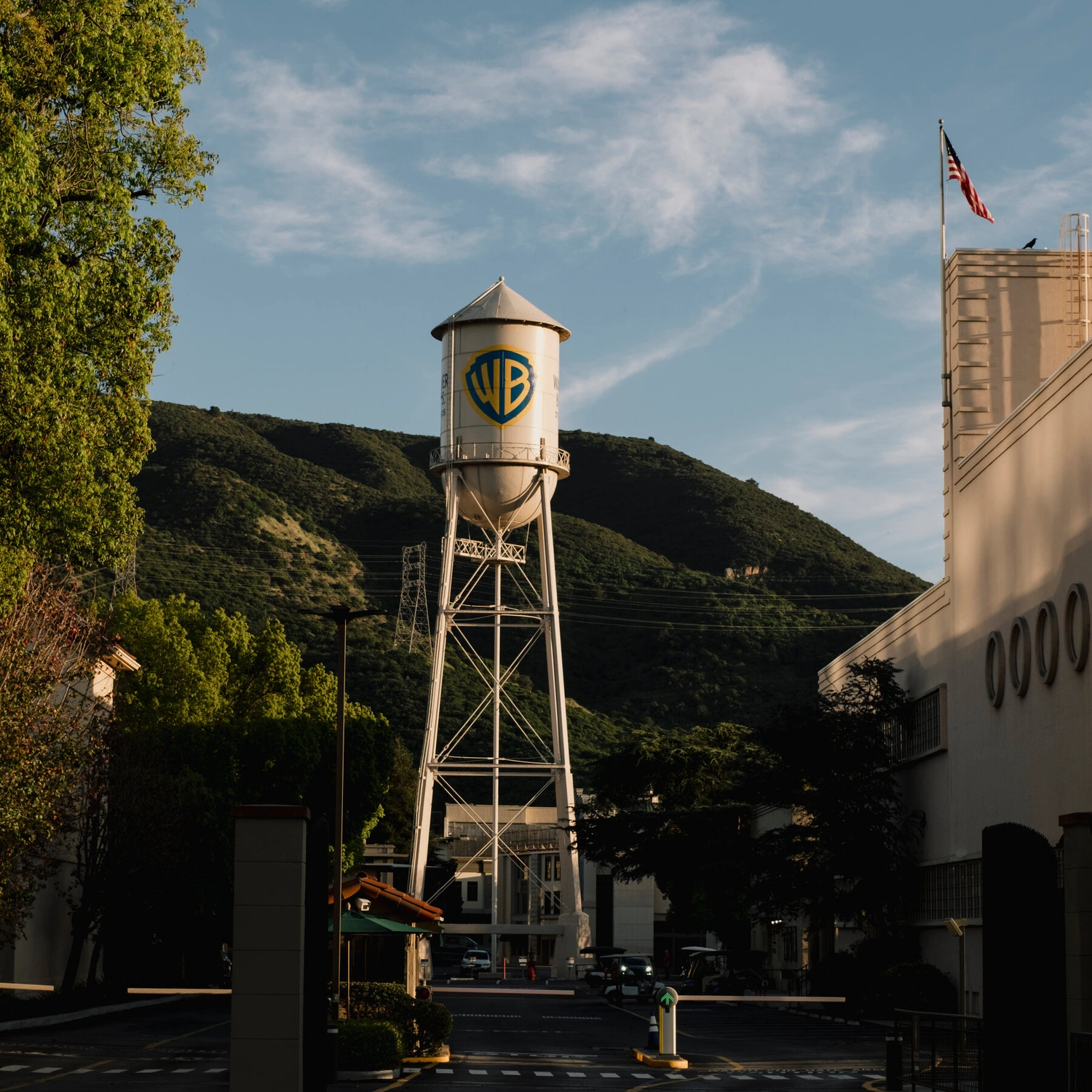 Paramount-Warner Bros Discovery deal wins investor backing
