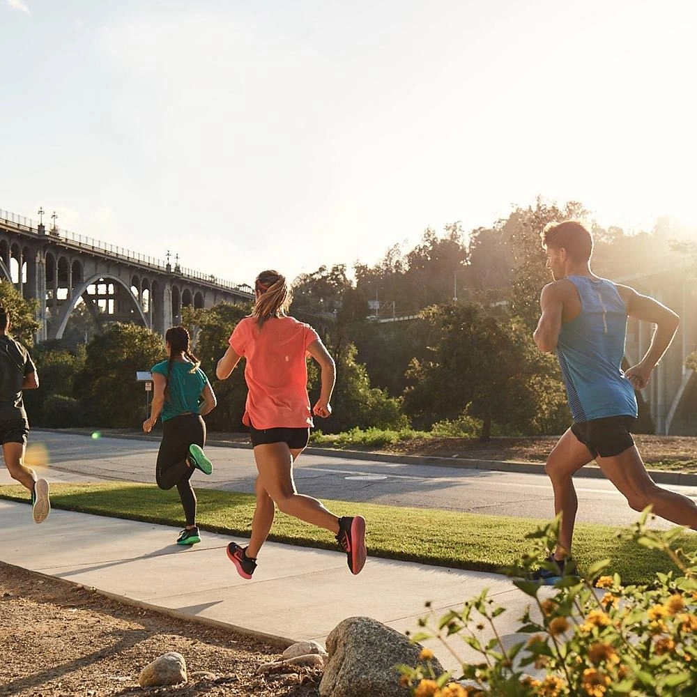 The Run Club Renaissance: Finding Brotherhood at 6:00 Per Kilometer