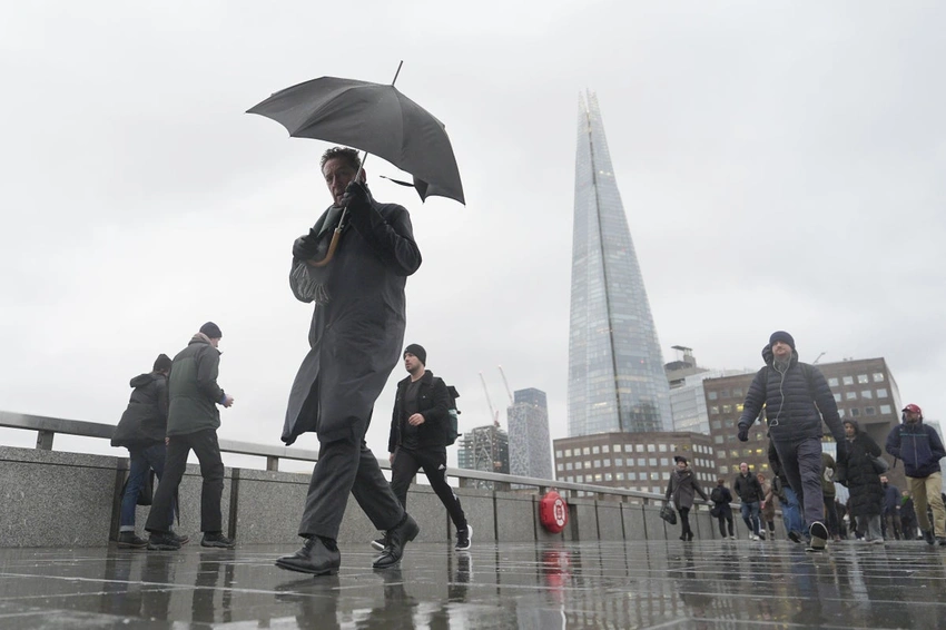 Arctic Cold Sweeps UK as Midweek Frost Arrives