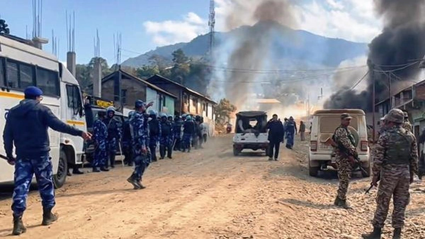 Houses Torched, Shots Fired as Violence Escalates in Ukhrul, Manipur