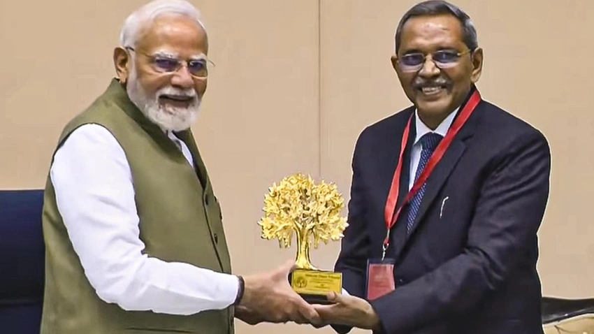 PM Modi Slams 'Unfair' Climate Blame on Developing Nations!