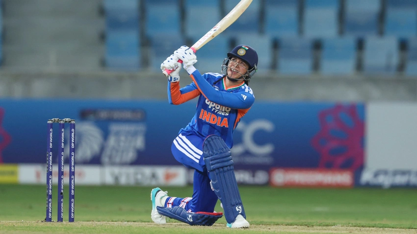 Smriti Mandhana's Record Century Propels India to Asia Cup Semifinals!