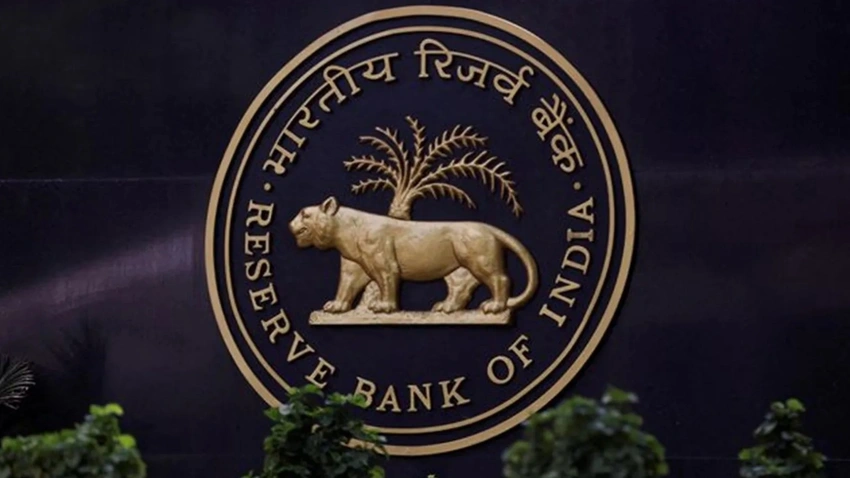 RBI Approves Rajiv Kumar as HDFC Bank's New Part-Time Chairman!