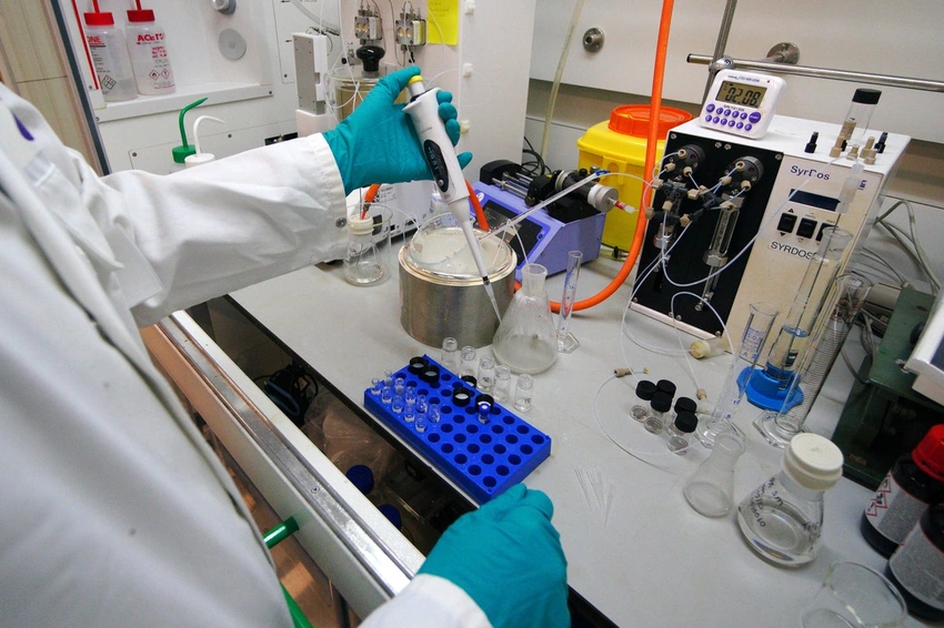 AstraZeneca Faces Double Setback: Lung Cancer Drug Trial Halted After Heart Treatment Failure