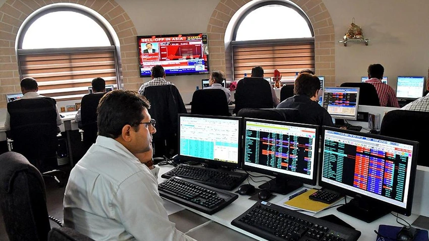 Markets Set for Sunday Open as Budget 2026 Unveiled