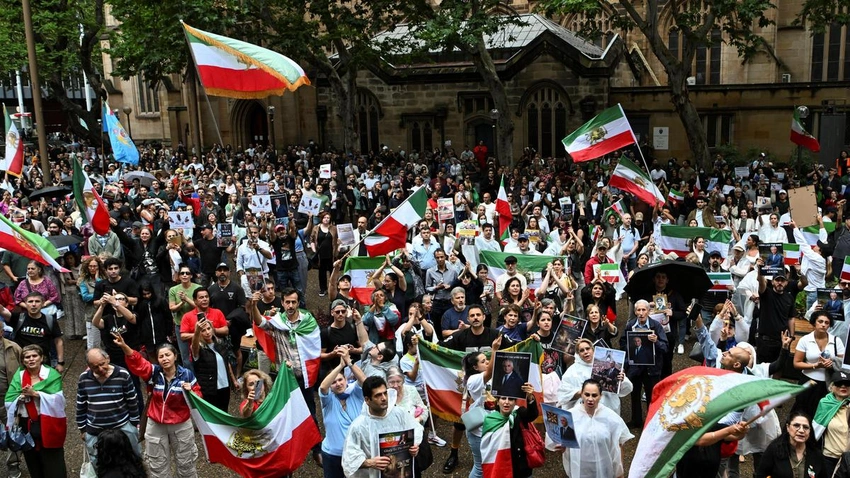 Iran's internet shutdown drags on as plans for gradual return surface