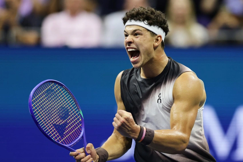 Shelton Stuns Alcaraz in Epic US Open Thriller, Ends Title Defense