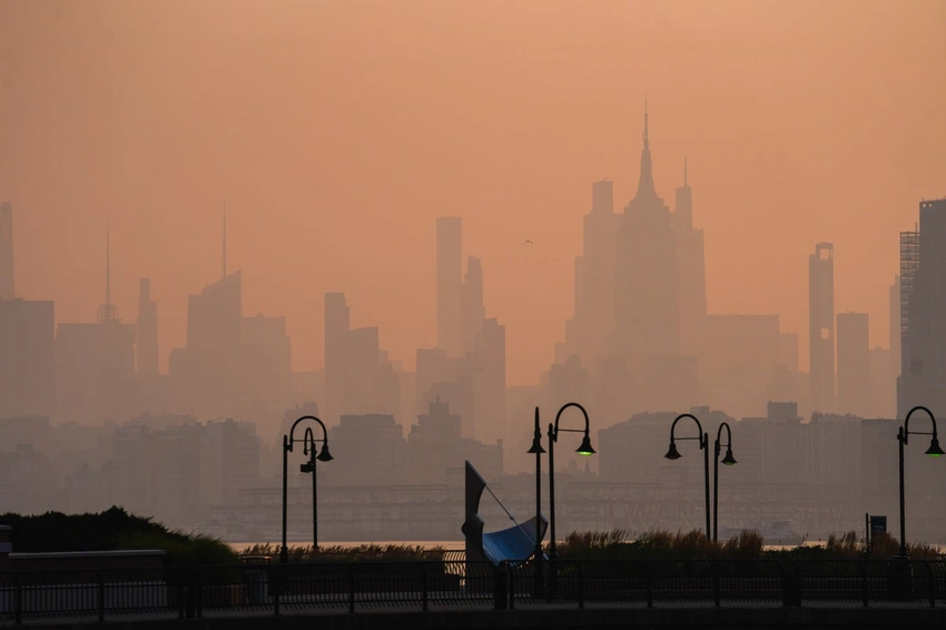 Clear Skies Ahead! Northeast Air Quality Improves for World Cup Final 🌬️⚽
