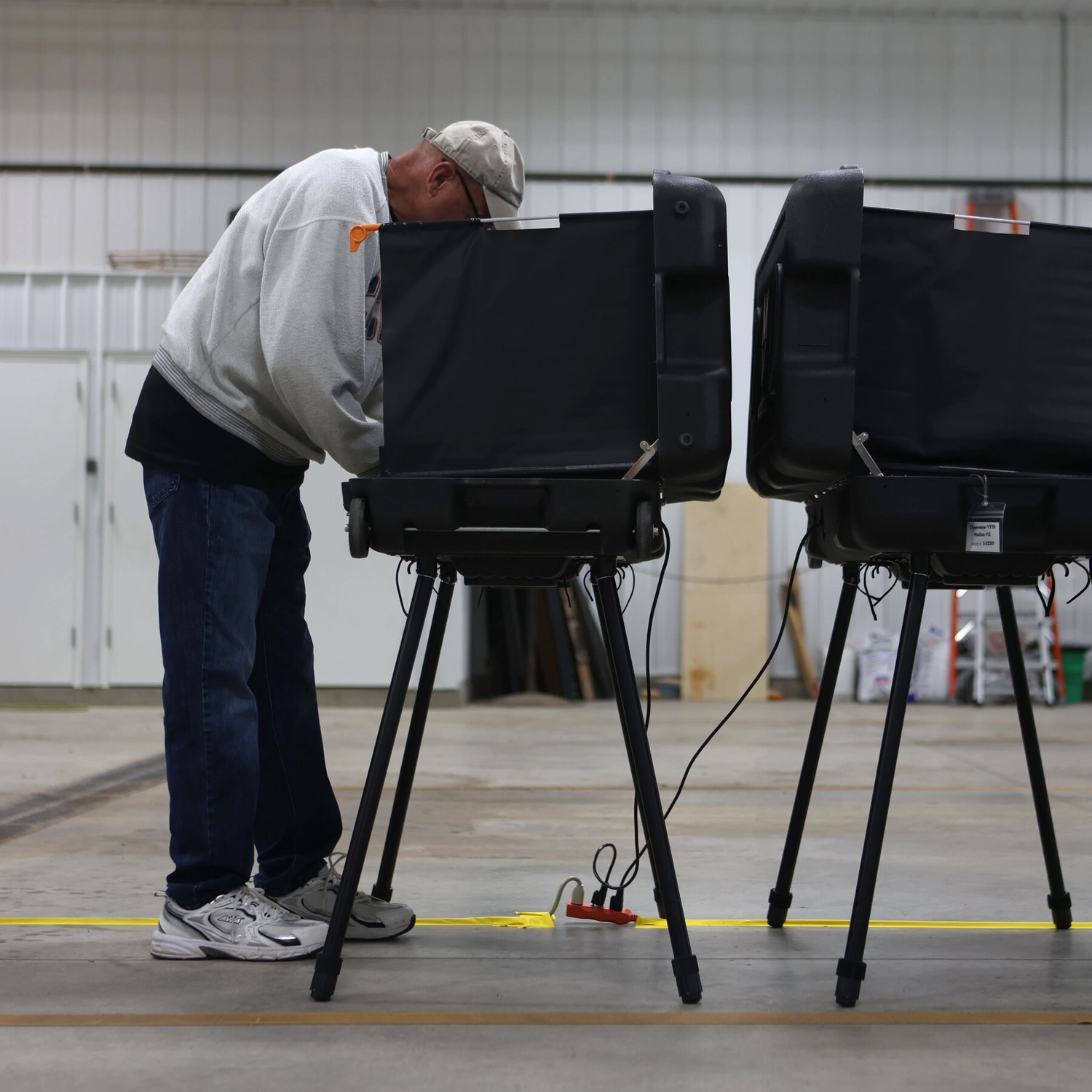 Trump-Backed Challengers Oust Indiana Incumbents in Senate Primaries