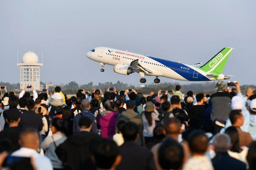 China's C919 Jet Takes First International Flight! Is it a True Challenger?