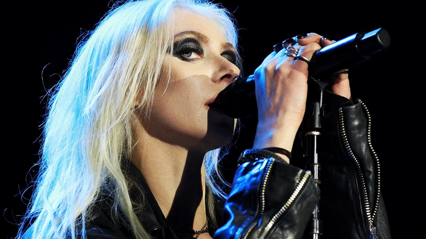 Taylor Momsen Bitten by Venomous Spider on AC/DC Tour in Mexico City