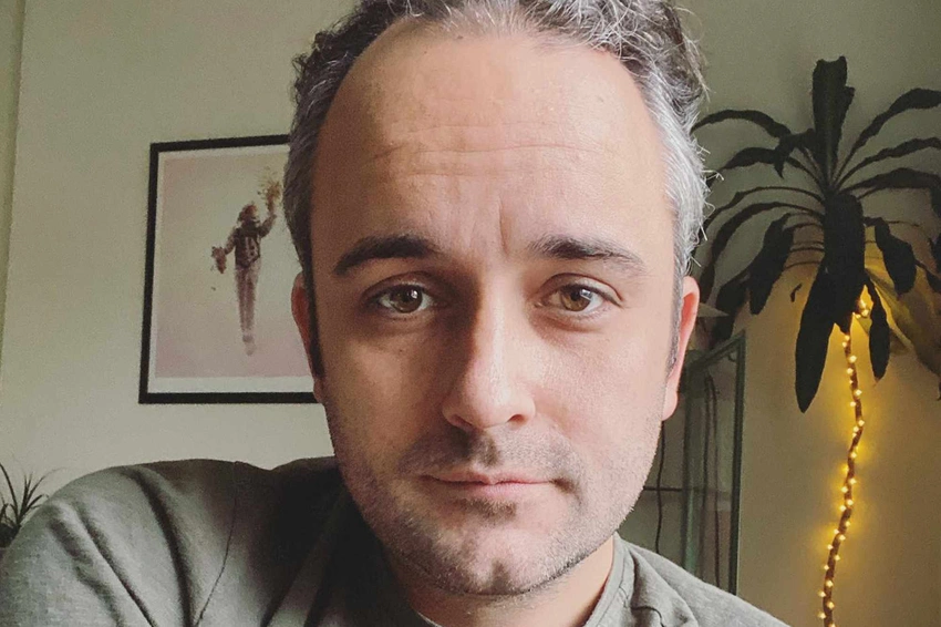 "Love Island USA" EP James Barker Dies at 40 in Fiji 💔