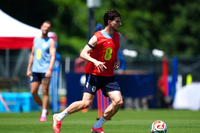 Declan Rice's 'Obscene' Schedule Sparks Injury Fears! 🤕⚽