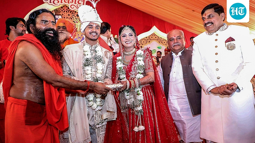 Ujjain mass wedding: CM's son weds 21 couples in simple ceremony