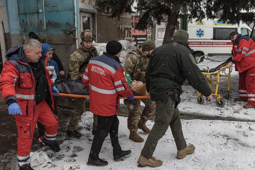 Ukraine abandons NATO bid as talks pivot toward EU openness