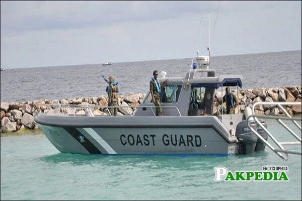 Coast Guard intercepts Pakistani boat with 9 crew in Indian waters