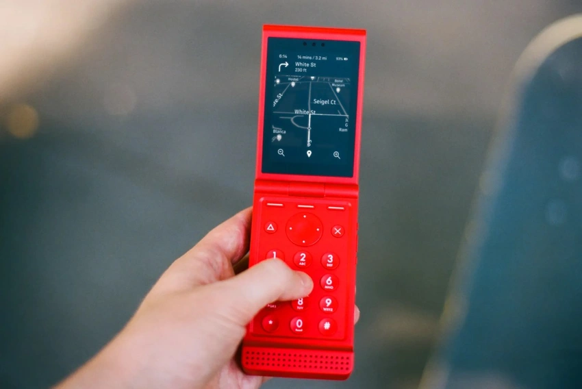 Unplug & Thrive: Why Gen-Z is Ditching Smartphones for Simplicity