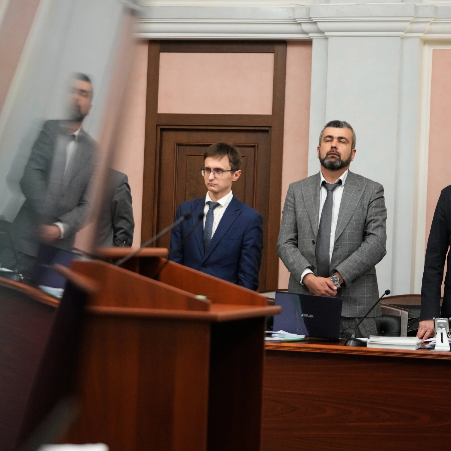 Kremlin Bans Russia's Anti-War Yabloko Party from Parliament Elections