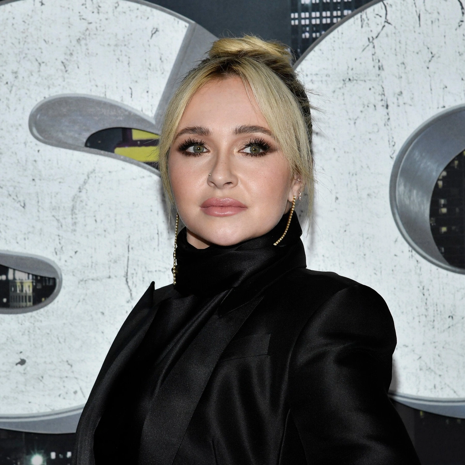 Hayden Panettiere's Tragic Death Highlights Sobriety's Struggle