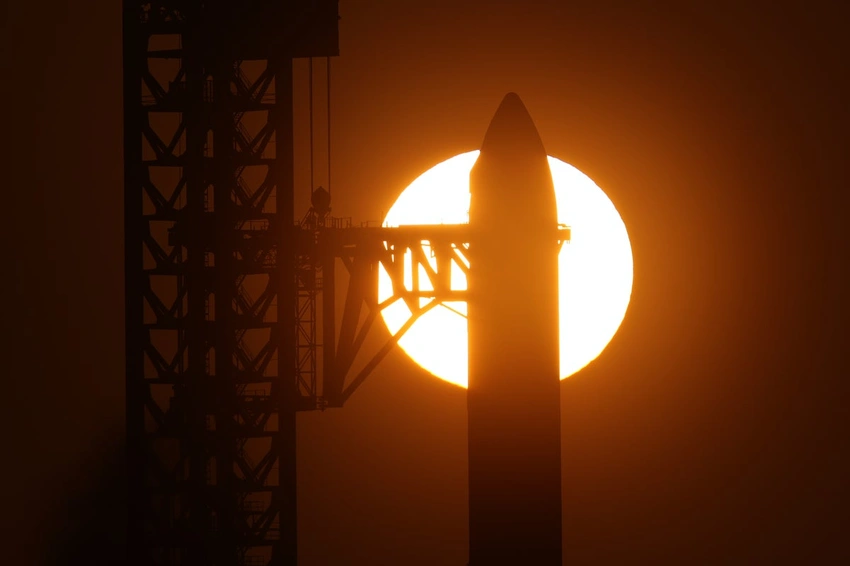 SpaceX’s Biggest Starship Yet Ends Test Flight with Fiery Indian Ocean Splash