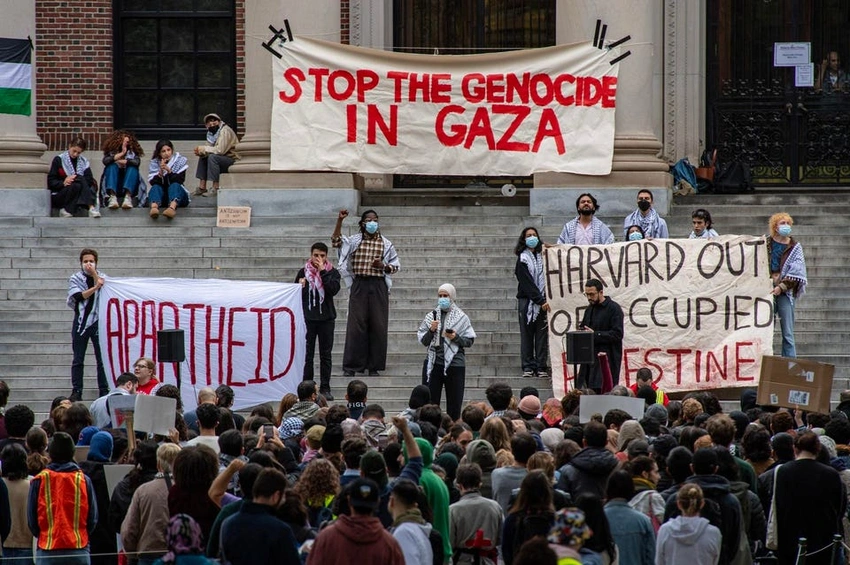 Judge Tosses Trump Admin's Antisemitism Lawsuit Against Harvard! 🎓⚖️