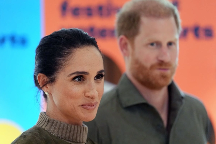 Harry & Meghan Offered Royal Rooms for UK Visit! 👑 Is a Royal Thaw Coming?