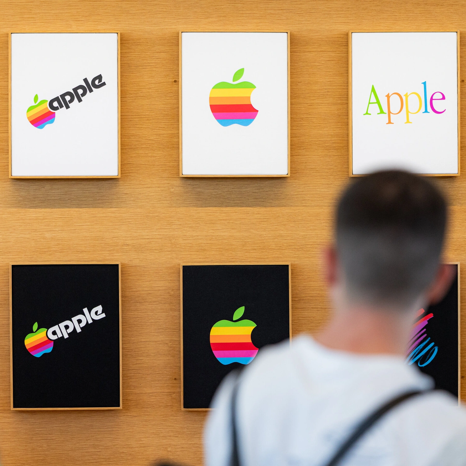 Apple Reclaims Crown: World's Most Valuable Company Once More!